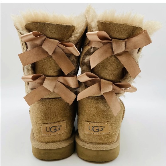 UGG Bailey Bow II - Picture 4 of 9